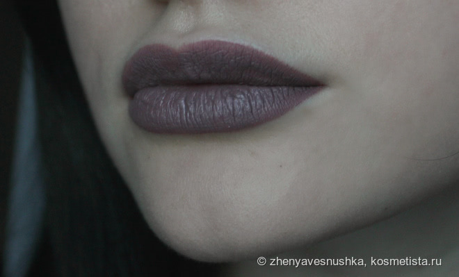 NYX Lip Lingerie Liquid Lipstick 02 Embellishment