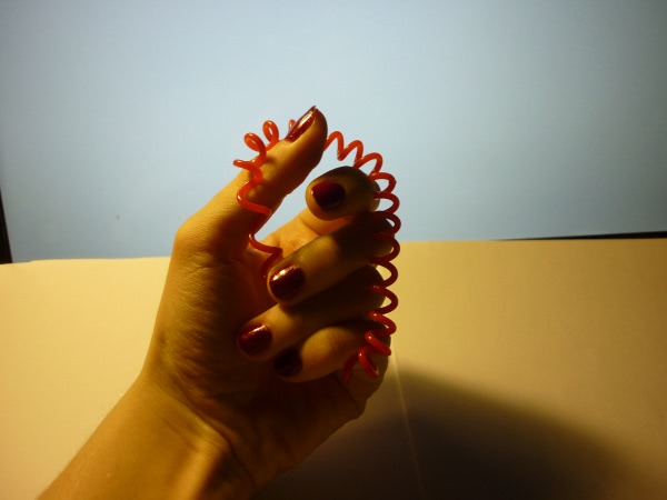 Резинка-браслет для волос InvisiBobble The Traceless Hair Ring Raspberry Red