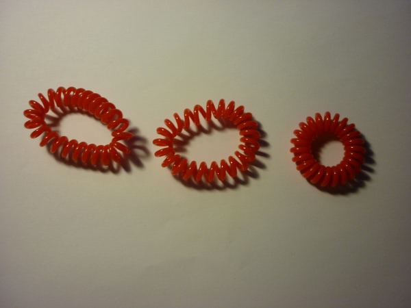 Резинка-браслет для волос InvisiBobble The Traceless Hair Ring Raspberry Red