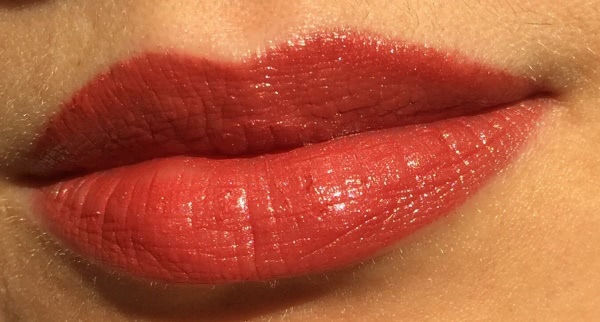 Dr. Hauschka lipstick #01 - soft coral