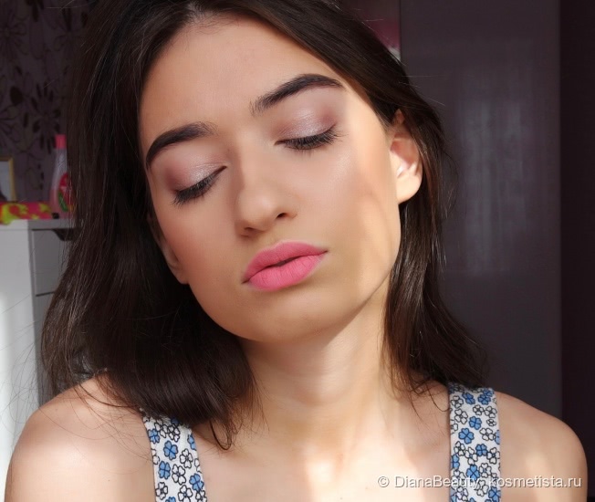 Ну разве она не прекрасна? Too Faced Chocolate Bon Bons Eyeshadow Palette