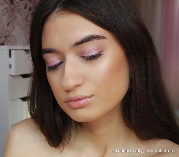 Ну разве она не прекрасна? Too Faced Chocolate Bon Bons Eyeshadow Palette