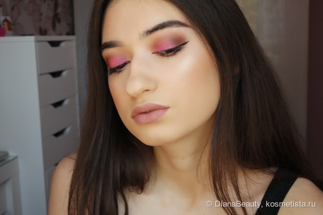 Ну разве она не прекрасна? Too Faced Chocolate Bon Bons Eyeshadow Palette