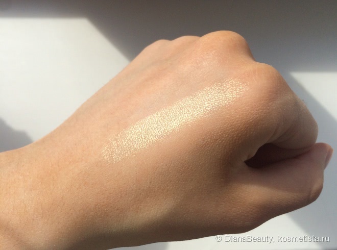 Becca x Jaclyn Hill Shimmering Skin Perfector Pressed - Champagne Pop