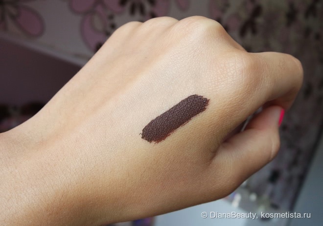 Jeffree Star Velour Liquid Lipstick в оттенке Dominatrix