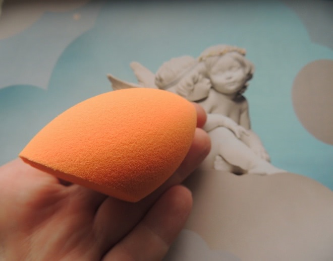 Незаменимый Гаджет - Miracle Complexion Sponge by Real Techniques