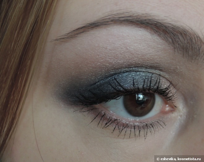 Бюджетная палетка от Makeup Revolution London