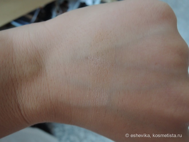 Летние помощники от Bobbi Brown и Babor