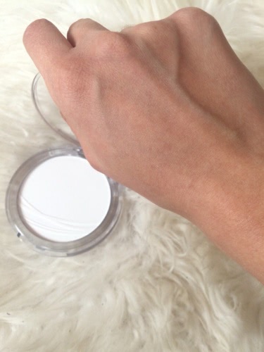 Подруга дней моих суровых Essence all about matt! fixing compact powder