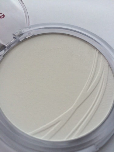 Подруга дней моих суровых Essence all about matt! fixing compact powder