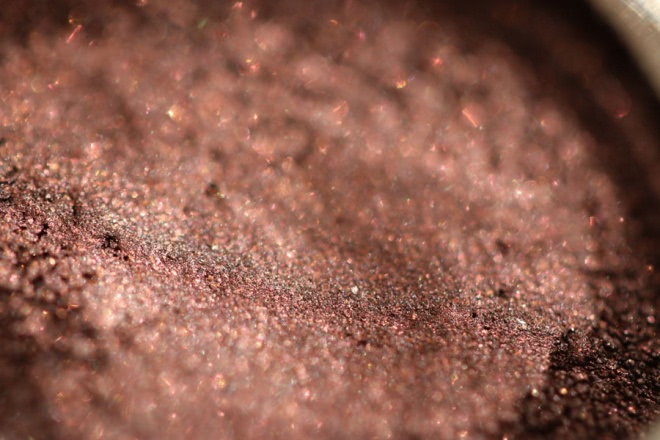 Chanel Illusion D’Ombre Long Wear Luminous Eyeshadow 857 Rouge Noir