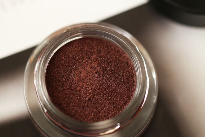 Chanel Illusion D’Ombre Long Wear Luminous Eyeshadow 857 Rouge Noir