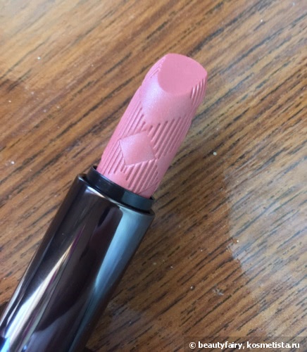 Помады Burberry Lip Mist Natural Sheer Lipstick - #206 Blueberry, #213 Field rose