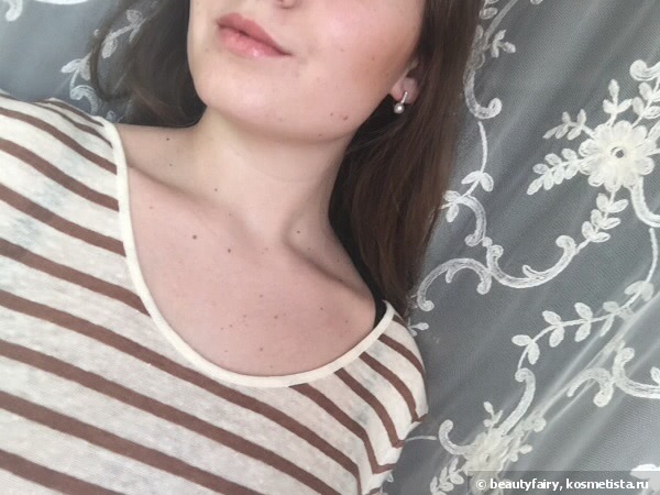 Помады Burberry Lip Mist Natural Sheer Lipstick - #206 Blueberry, #213 Field rose