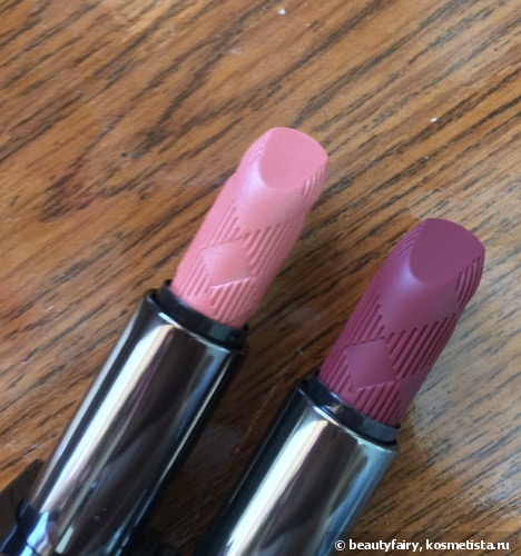 Помады Burberry Lip Mist Natural Sheer Lipstick - #206 Blueberry, #213 Field rose