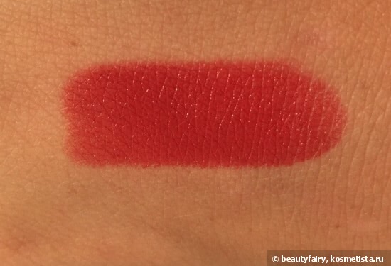 Осенняя красная Chanel Rouge Allure Velvet #51 La Bouleversante (Chanel Les Automnales Fall 2015 Collection)