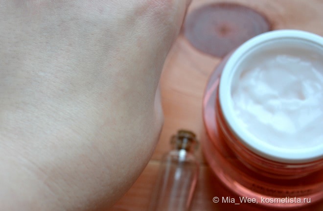 Увлажняющий крем для лица THE Saem Dewy Love Hydrating Cream