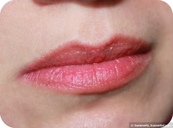 Эффект зацелованных губ от Divage Aqua Tint Lip and Cheek Pigment №3