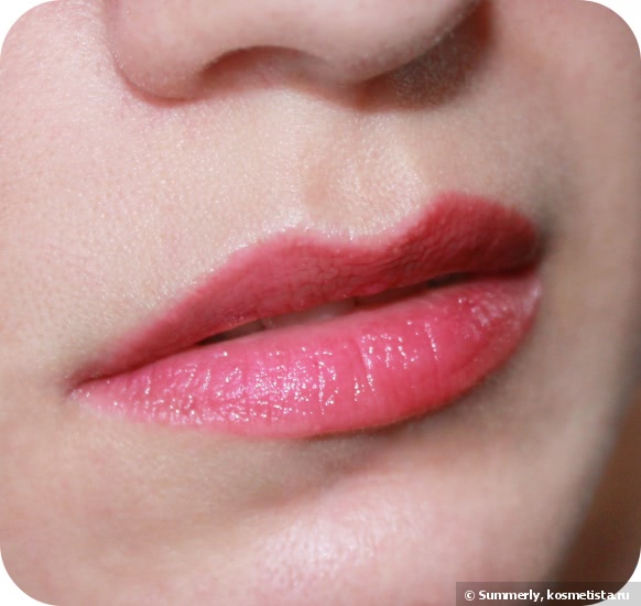 Эффект зацелованных губ от Divage Aqua Tint Lip and Cheek Pigment №3