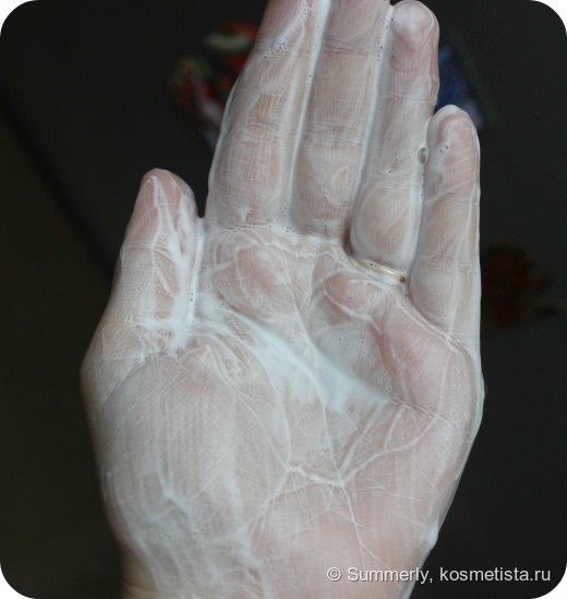 Нежная цветочная пенка Tony Moly Floria Flower Energy Foam Cleanser