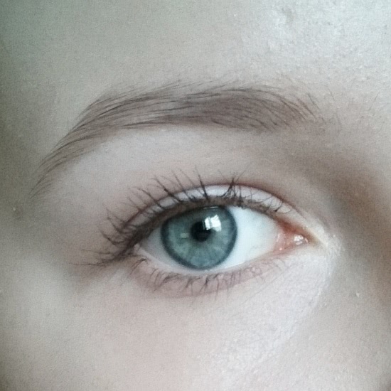 Бюджетный вариант оформления бровей с Essence eyebrow set №01
