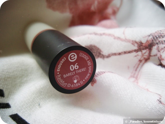 Помада Essence Longlasting Lipstick в оттенке #06 Barely There