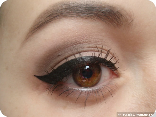 Как нарисовать красивые стрелки? С подводкой-фломастером Stellary Deep colour eyeliner в оттенке #01 black это проще простого