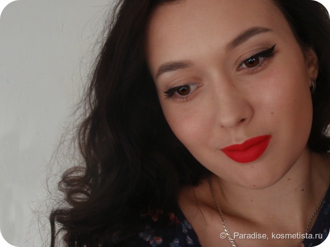 Губная помада Stellary Matte Lipstick в неоновом оттенке #01 Ослепительный луч