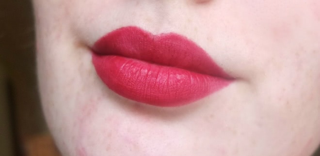 Essence Lipliner 08 red blush - он в моём сердце надолго