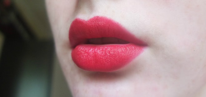Essence Lipliner 08 red blush - он в моём сердце надолго