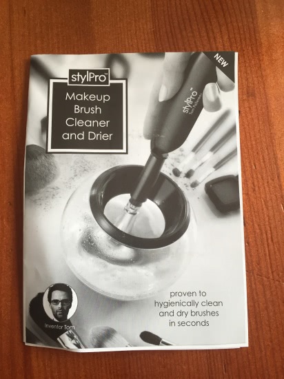 Stylpro Makeup Brush Cleaner and Drier - чудо-прибор для тех, кто не любит мыть кисти так, как не люблю их мыть я