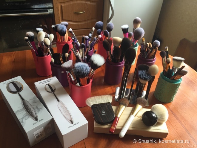 Stylpro Makeup Brush Cleaner and Drier - чудо-прибор для тех, кто не любит мыть кисти так, как не люблю их мыть я