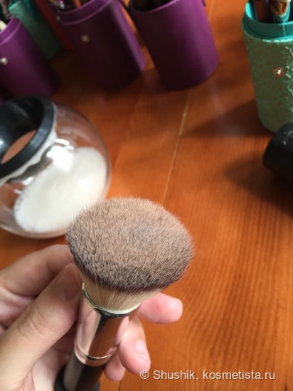 Stylpro Makeup Brush Cleaner and Drier - чудо-прибор для тех, кто не любит мыть кисти так, как не люблю их мыть я