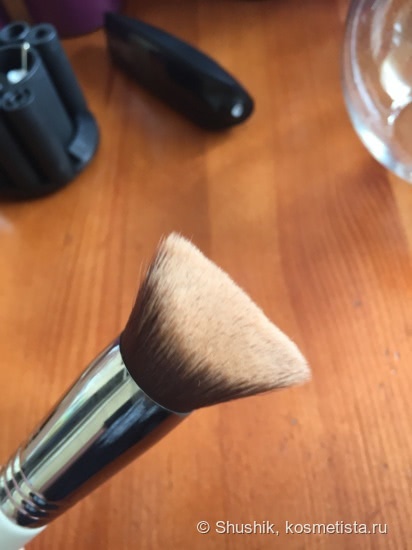 Stylpro Makeup Brush Cleaner and Drier - чудо-прибор для тех, кто не любит мыть кисти так, как не люблю их мыть я