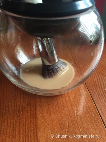 Stylpro Makeup Brush Cleaner and Drier - чудо-прибор для тех, кто не любит мыть кисти так, как не люблю их мыть я