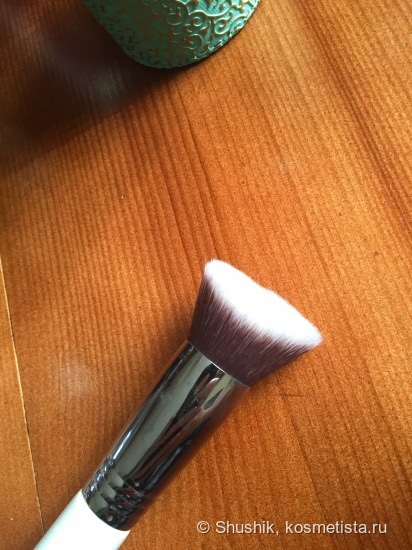 Stylpro Makeup Brush Cleaner and Drier - чудо-прибор для тех, кто не любит мыть кисти так, как не люблю их мыть я