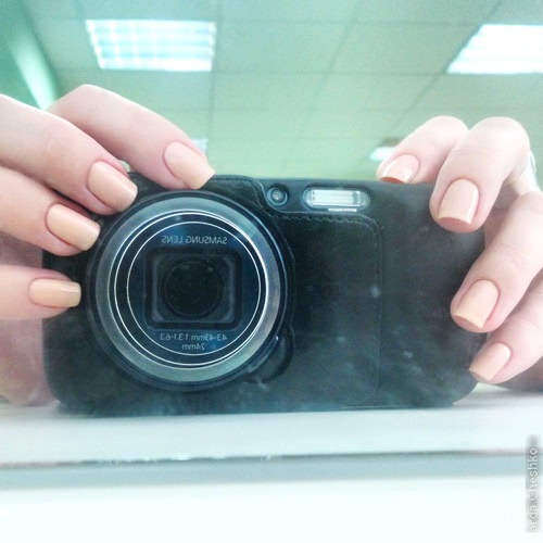 Paul&Joe Nail Polish Ice Cream Parlour Summer 2014 №01 Vanilla Meringue