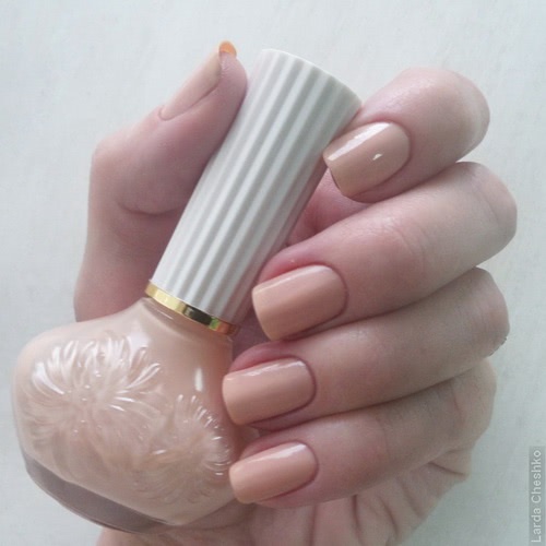 Paul&Joe Nail Polish Ice Cream Parlour Summer 2014 №01 Vanilla Meringue