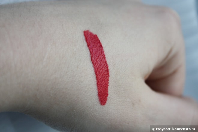 Бюджетный красный с Lux Visage Lip Gloss Pin-Up Ultra Matt #5