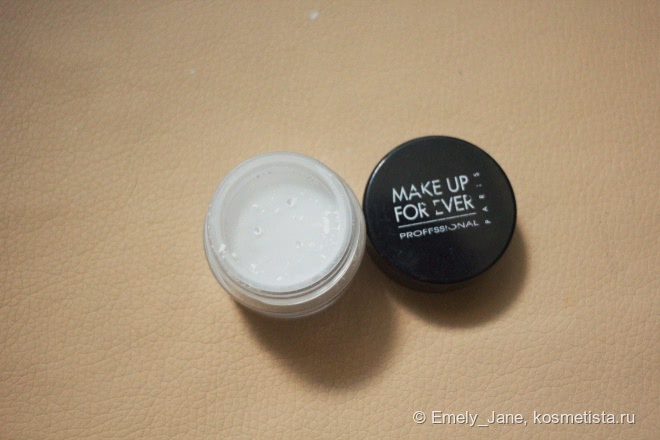 Блюр на коже с рассыпчатой прозрачной пудрой HD High Definition Powder от Make Up Forever