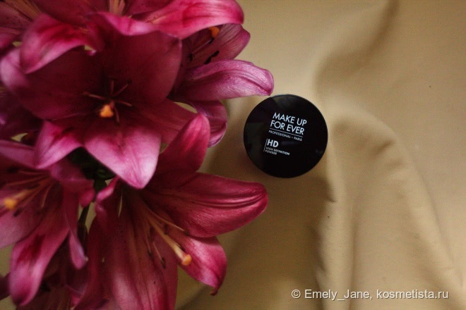 Блюр на коже с рассыпчатой прозрачной пудрой HD High Definition Powder от Make Up Forever