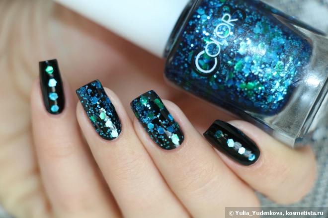 Color Club Nail Lacquer 1034 Valedictorian