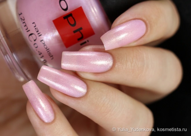 Весенний маникюр с Sophin Nail Polish 158 и слайдер-дизайном BlueSea G117