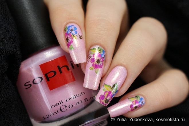 Весенний маникюр с Sophin Nail Polish 158 и слайдер-дизайном BlueSea G117