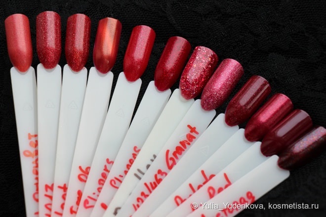 Color Club Nail Lacquer 489 Ruby Slippers + дизайн со стразами Swarovski Elements