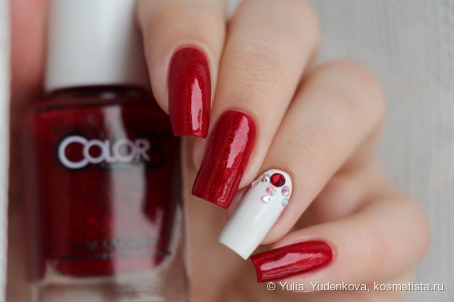 Color Club Nail Lacquer 489 Ruby Slippers + дизайн со стразами Swarovski Elements