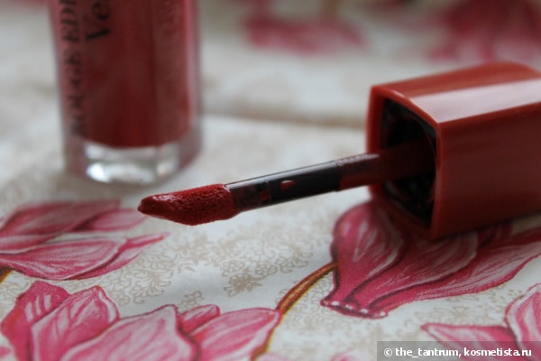 Матовая помада Bourjois Rouge Edition Velvet Lipstick #04 Peach Club