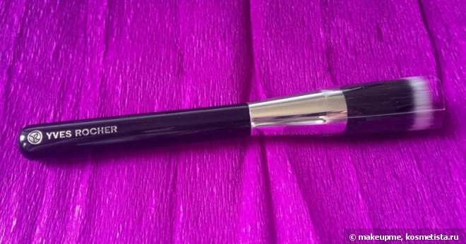 Кисть с двойным ворсом Yves Rocher Buffer Brush - для чего она хороша?