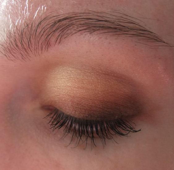 Nyx Single Eyeshadow ES 130A Golden Amber