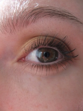 Nyx Single Eyeshadow ES 130A Golden Amber